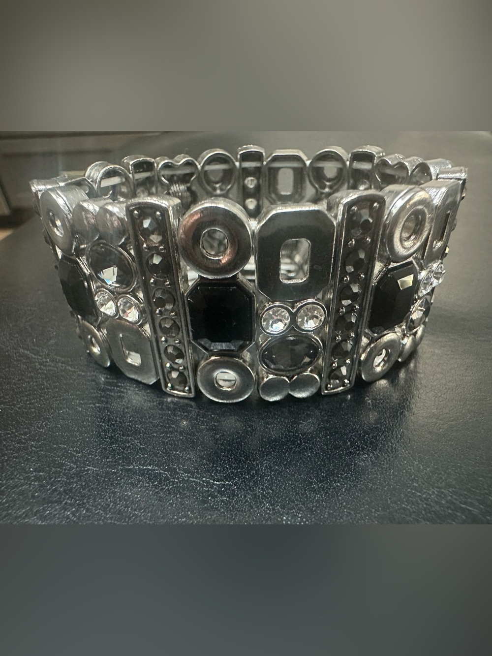 Lia Sophia silver Tone Geometric stretch Bracelet Black & Clear Round Accents